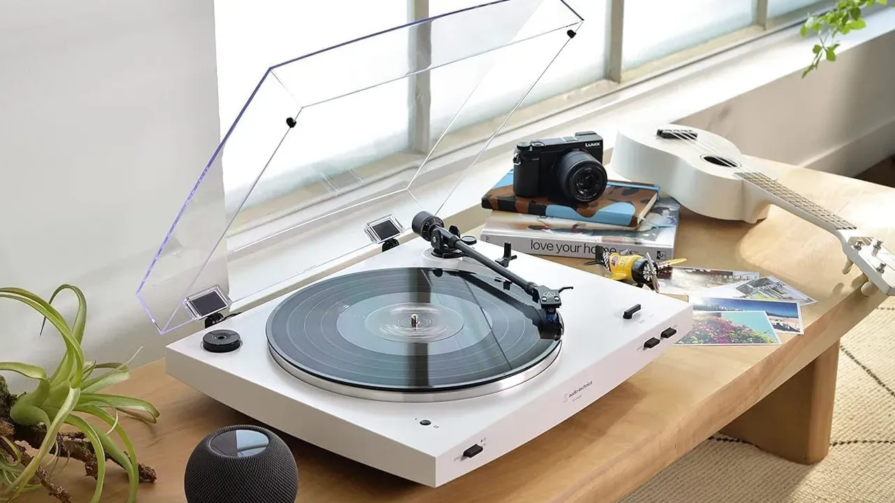 Best Turntables 2025: Top Picks and Expert Reviews